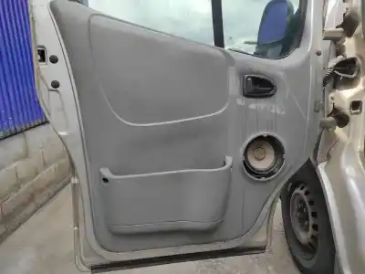 Veículo de Sucata renault trafic combi (ab 4.01) 1.9 diesel do ano 2002 alimentado f9q760