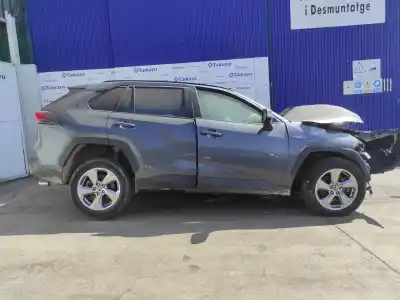 Vehicul casat toyota                                             rav4                                                                                                                                                                                                                                                       híbrido 160 kw (motor 2.5 ltr. - 131 kw 16v)                                                                                                                                                                                                               al anului 2021 alimentat a25a