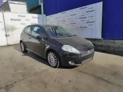 Véhicule à la ferraille FIAT GRANDE PUNTO (199_) 1.9 D MULTIJET de l'année 2006 alimenté 199A5000