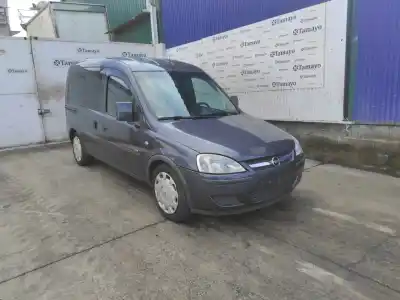 Veículo de Sucata OPEL COMBO TOUR 1.3 CDTI 16V do ano 2006 alimentado Z13DT