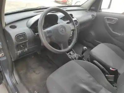 Veículo de Sucata opel combo tour 1.3 cdti 16v do ano 2006 alimentado z13dt