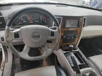 Veículo de Sucata jeep grand cherokee iii (wh, wk) 3.0 crd 4x4 do ano 2008 alimentado 642980