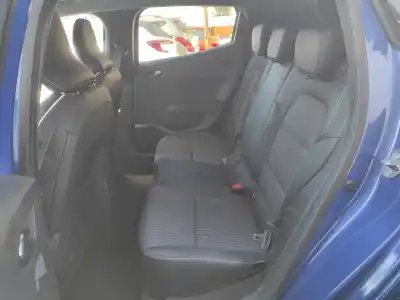 Veicolo di demolizione renault clio v 1.0 tce bivalent. gasolina / gpl dell'anno 2023 alimentato h4de470