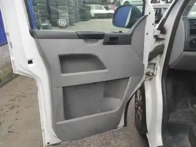 Vehicul casat volkswagen t5 transporter (7e) 2.0 tdi al anului 2015 alimentat caa