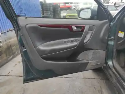 Veicolo di demolizione volvo xc70 2.4 diesel cat dell'anno 2003 alimentato 5244t