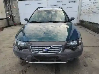 Veicolo di demolizione volvo xc70 2.4 diesel cat dell'anno 2003 alimentato 5244t