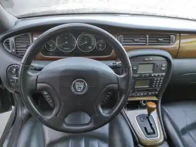 Veicolo di demolizione jaguar x-type * dell'anno 2001 alimentato xb