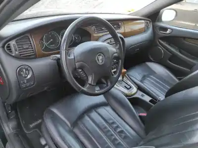 Veicolo di demolizione jaguar x-type * dell'anno 2001 alimentato xb