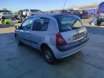 Здавання транспортного засобу renault clio ii fase ii (b/cb0) року 2003 потужний d4f b7