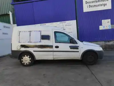 Vehicul casat opel combo corsa c al anului 2006 alimentat z13dt