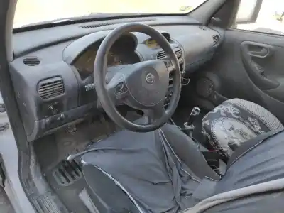 Vehicul casat opel combo corsa c al anului 2006 alimentat z13dt