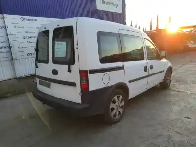 Veicolo di demolizione opel combo corsa c dell'anno 2007 alimentato z13dtj