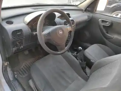 Veicolo di demolizione opel combo corsa c dell'anno 2007 alimentato z13dtj