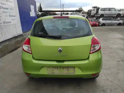 Scrapping Vehicle renault clio iii pack dynamique of the year 2010 powered d4f740