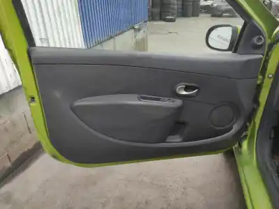 Scrapping Vehicle renault clio iii pack dynamique of the year 2010 powered d4f740