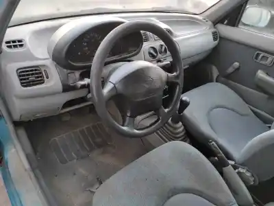 Veículo de Sucata nissan micra (k11) básico (k11) do ano 1998 alimentado cg10
