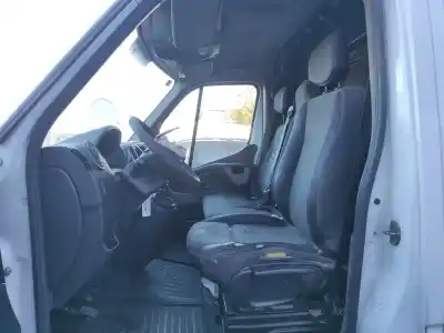 Veículo de Sucata renault master iii master iii do ano 2017 alimentado m9t704