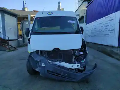 Здавання транспортного засобу renault master iii master iii року 2017 потужний m9t704