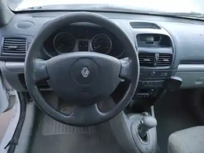 Здавання транспортного засобу renault clio ii fase ii (b/cb0) k4j710 року 2003 потужний k4j710