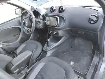 Здавання транспортного засобу smart forfour eq forfour року 2022 потужний 5al60