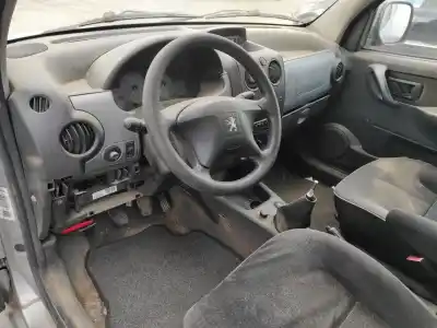 Veículo de Sucata peugeot partner (s2) * do ano 2005 alimentado rhy