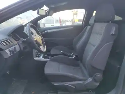 Veicolo di demolizione opel astra gtc * dell'anno 2006 alimentato z17dth