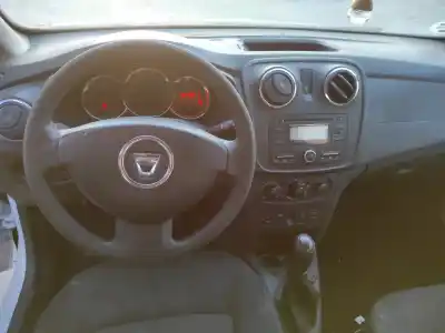 Veículo de Sucata dacia sandero ambiance do ano 2015 alimentado k9k612