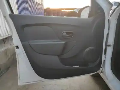 Veículo de Sucata dacia sandero ambiance do ano 2015 alimentado k9k612