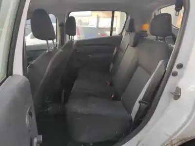 Veículo de Sucata dacia sandero ambiance do ano 2015 alimentado k9k612