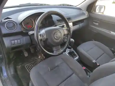 Veículo de Sucata mazda 2 berlina (dy) 1.2 active (55kw) do ano 2004 alimentado fyja