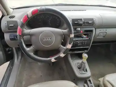 Veículo de Sucata audi a3 (8l) 1.8 ambiente do ano 2001 alimentado ary