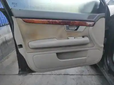 Scrapping Vehicle audi a4 berlina (8e) 3.0 quattro of the year 2001 powered alt