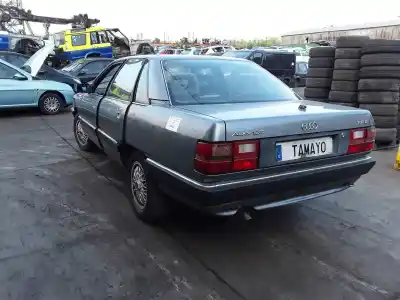 Vehicul casat audi 100 berlina (443) básico al anului 1990 alimentat ku