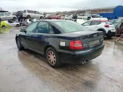 Verschrottungsfahrzeug audi a4 avant (b5) * des jahres 2000 angetrieben ajm