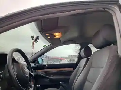 Verschrottungsfahrzeug audi a4 avant (b5) * des jahres 2000 angetrieben ajm