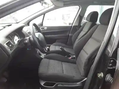 Здавання транспортного засобу peugeot 307 break / sw (s1) break xs року 2004 потужний rhs Здавання транспортного засобу peugeot 307 break / sw (s1) break xs року 2004 потужний rhs