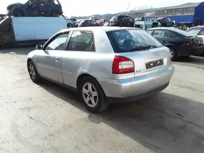 Veicolo di demolizione audi a3 (8l) 1.8 ambiente dell'anno 2001 alimentato avu