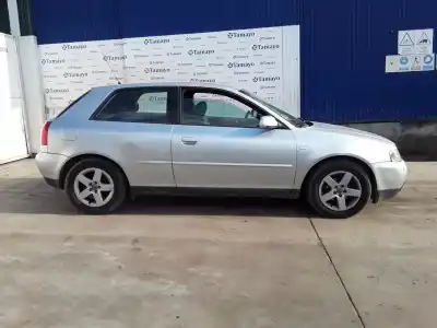 Veicolo di demolizione audi a3 (8l) 1.8 ambiente dell'anno 2001 alimentato avu