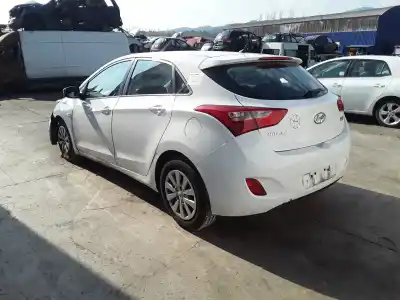 Veículo de Sucata hyundai i30 (gd) * do ano 2015 alimentado g4lc