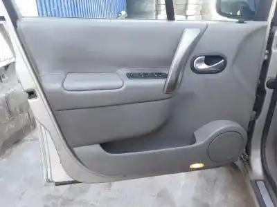 Здавання транспортного засобу renault scénic ii (jm0/1_) 1.9 dci року 2006 потужний f9q812