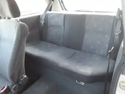 Veicolo di demolizione opel corsa b base (e) dell'anno 1998 alimentato x10xe