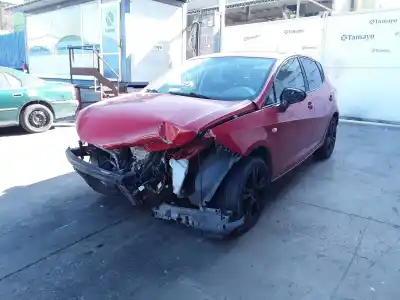 Veículo de Sucata seat ibiza (6j5) reference do ano 2008 alimentado bxw