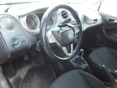 Veículo de Sucata seat ibiza (6j5) reference do ano 2008 alimentado bxw