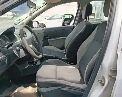 Scrapping Vehicle renault clio iii * of the year 2011 powered d4f784