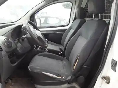 Veicolo di demolizione peugeot bipper * dell'anno 2010 alimentato 8hs