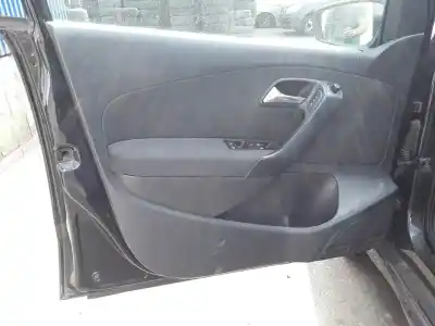 Veículo de Sucata volkswagen polo (6r1) 1.4 fsi do ano 2010 alimentado cay