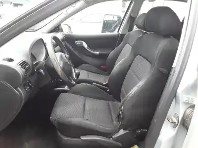 Veículo de Sucata seat leon (1m1) 1.6 do ano 2004 alimentado asv