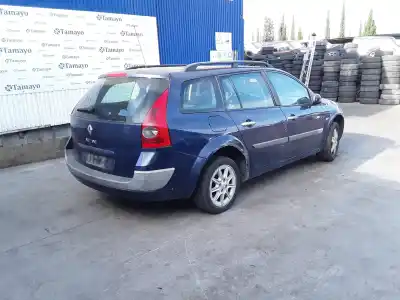 Veículo de Sucata renault megane ii familiar authentique confort 120 cv / 88 kw do ano 2004 alimentado k9k722