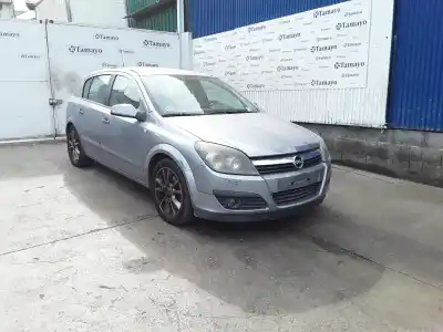 Veicolo di demolizione opel                                               astra h berlina                                                                                                                                                                                                                                            cosmo                                                                                                                                                                                                                                                      dell'anno 2006 alimentato z18xe