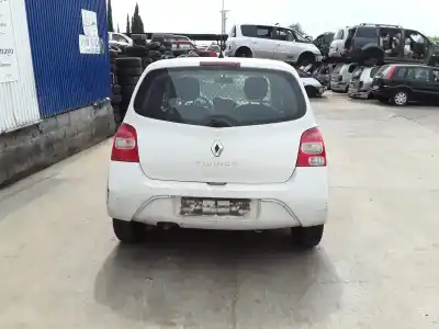 Veicolo di demolizione renault twingo * dell'anno 2010 alimentato k9k470